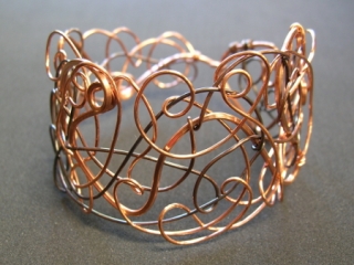 YOJ09-29 Freeform Bangle (2009)