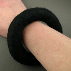 YOJ09-09 Felt Bangle