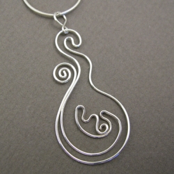 YOJ09-19 Mother & Child Pendant (2009)